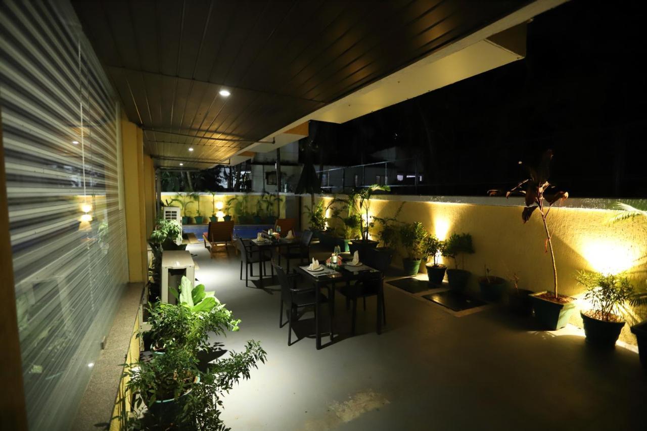 Zip By Spree Hotels Hyde Goa Candolim Exterior foto